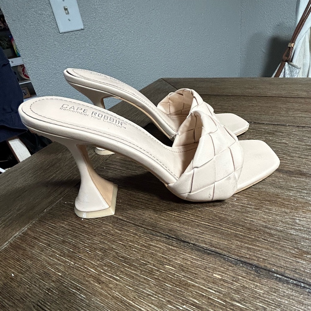 Cape Robbin Affection heels size 7.5 - Picture 5 of 10